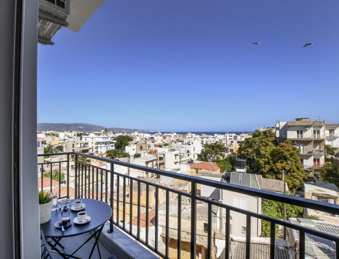 Sunset Luxury Suite - Rooftop Apartment In The City Center Heraklion  Exterior photo