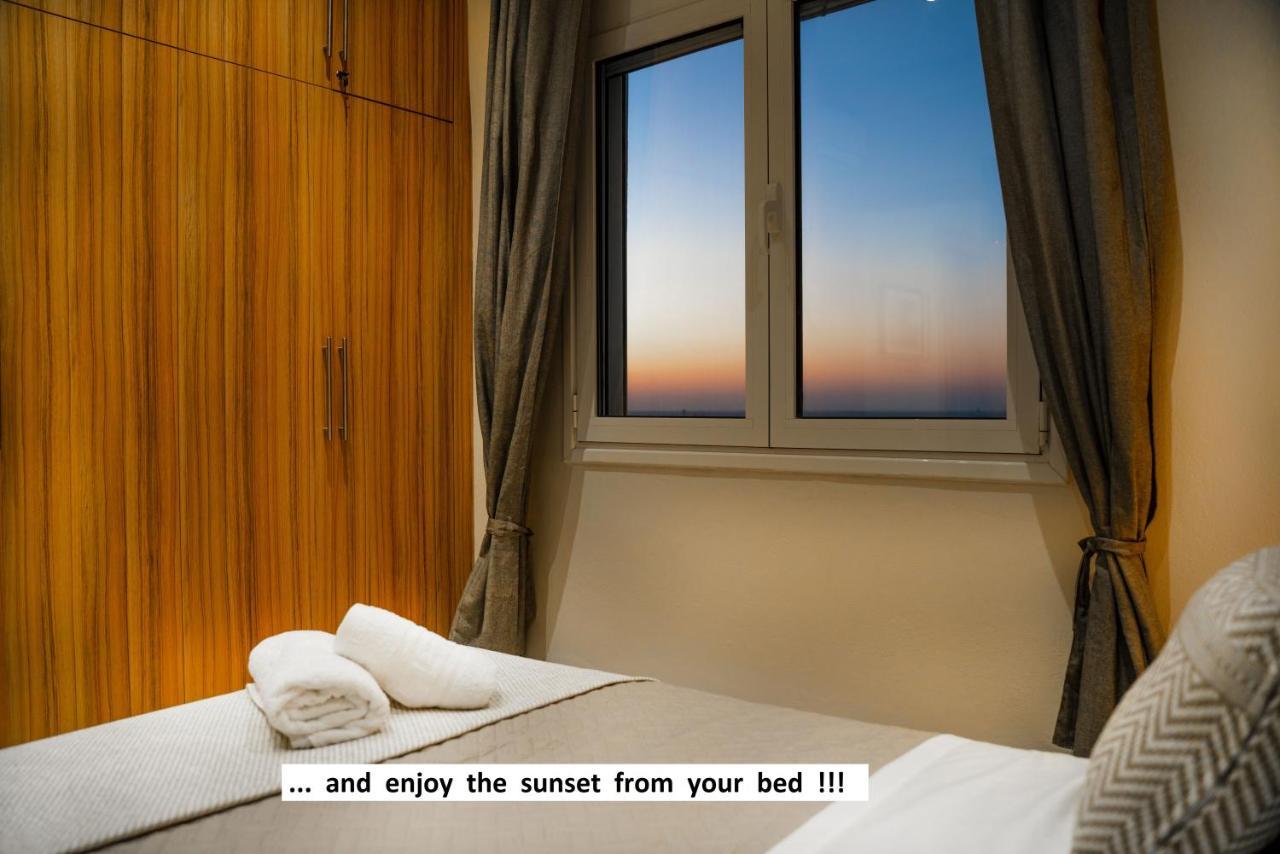 Sunset Luxury Suite - Rooftop Apartment In The City Center Heraklion  Exterior photo